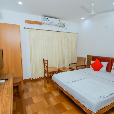 Hotel Janardana Udupi Eksteriør bilde