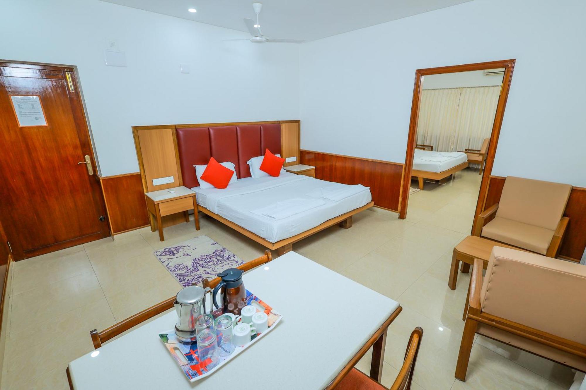 Hotel Janardana Udupi Eksteriør bilde
