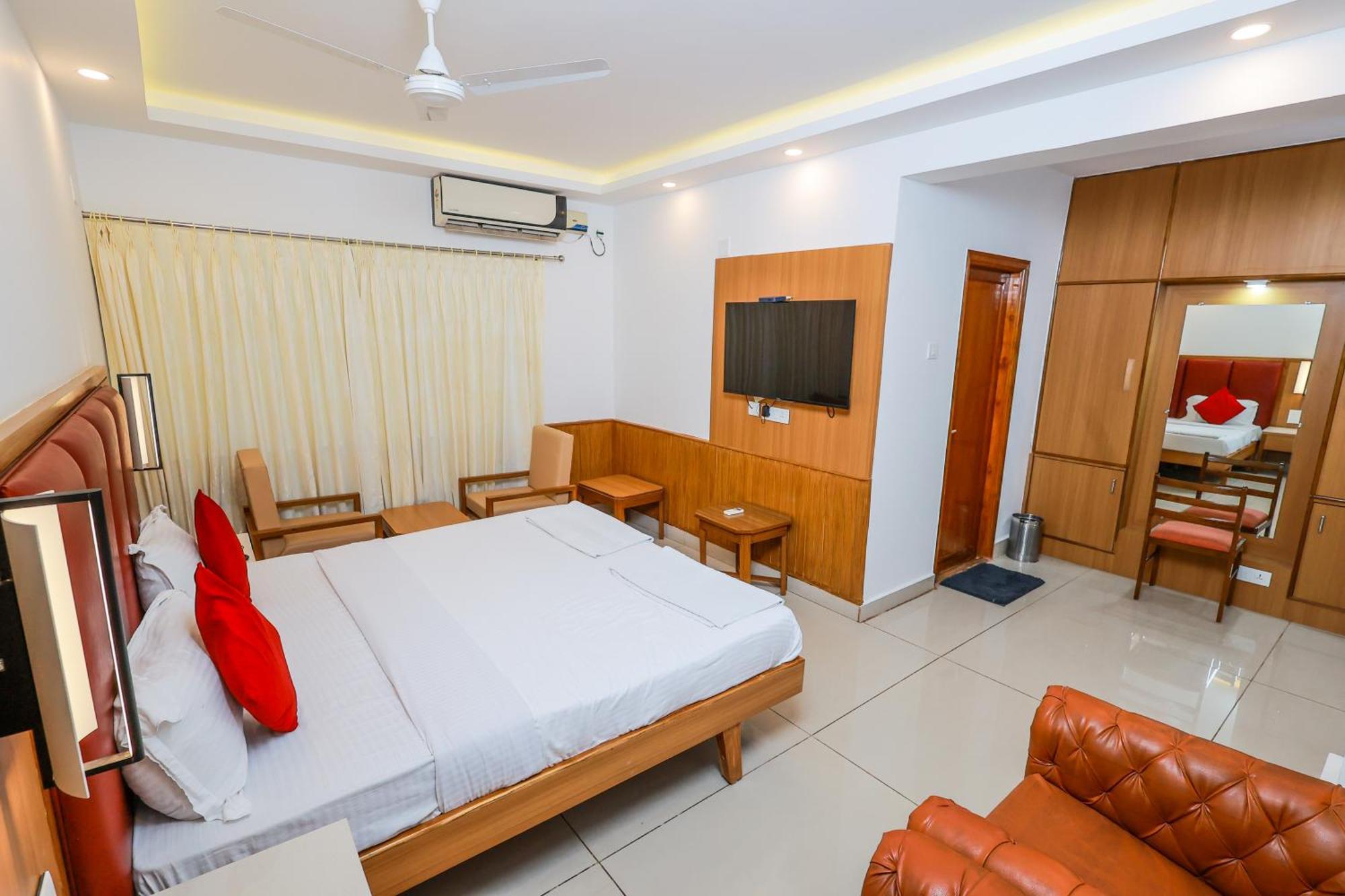 Hotel Janardana Udupi Eksteriør bilde